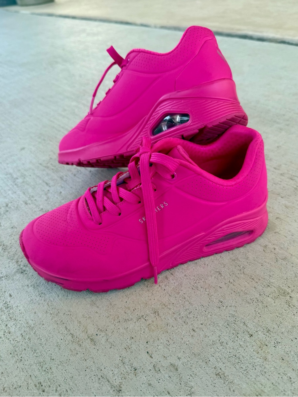 Skechers Women's Sneakers in Hot Pink